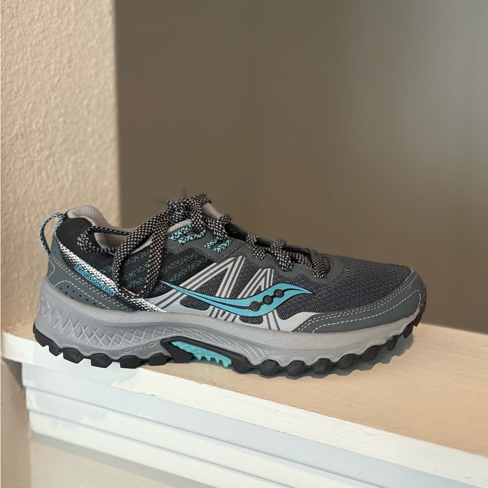 Saucony Women's Excursion TR14 Sneaker Sz 7 Gray Trail Running Shoe (S10584-3) - Picture 2 of 9
